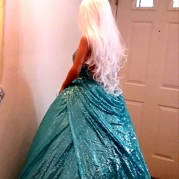 "WYNTER" Ocean Blue Sequin Wedding Ballgown Set - Picture 10 of 15